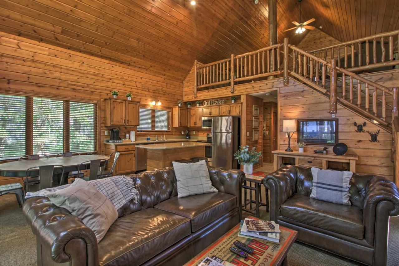 Alluring Nisswa Cabin On Gull Lake With Fireplace! Екстер'єр фото