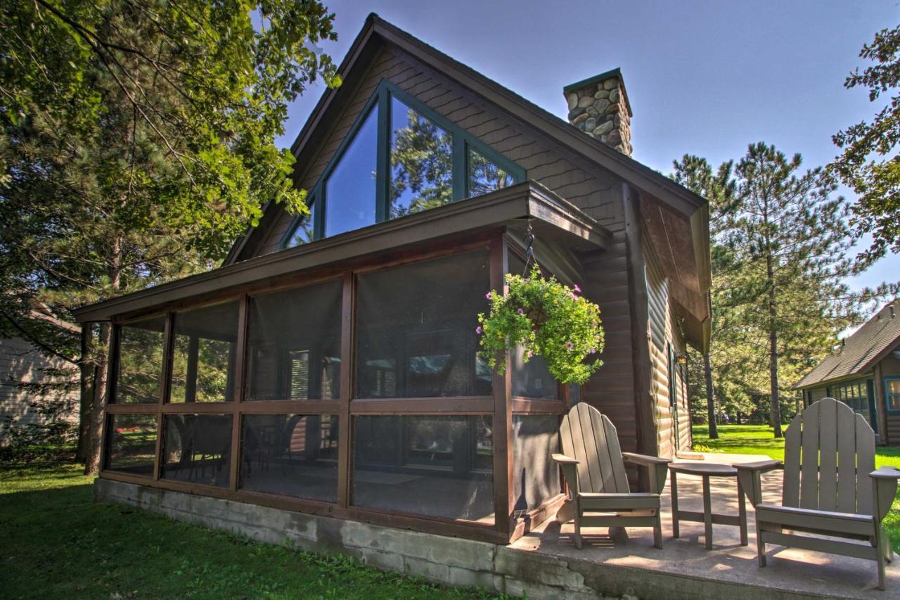 Alluring Nisswa Cabin On Gull Lake With Fireplace! Екстер'єр фото
