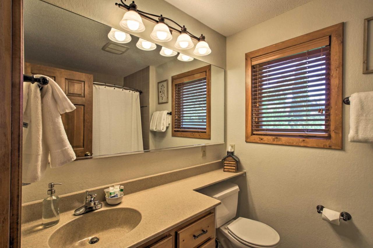 Alluring Nisswa Cabin On Gull Lake With Fireplace! Екстер'єр фото